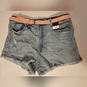 NWT No Boundaries Denim Shorts w/ Belt Size 15